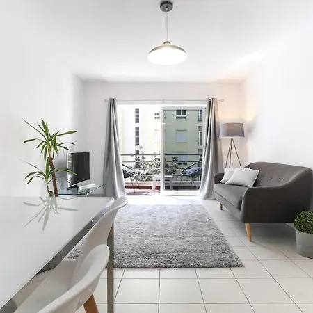 Apartment Marina Hillside 2 *